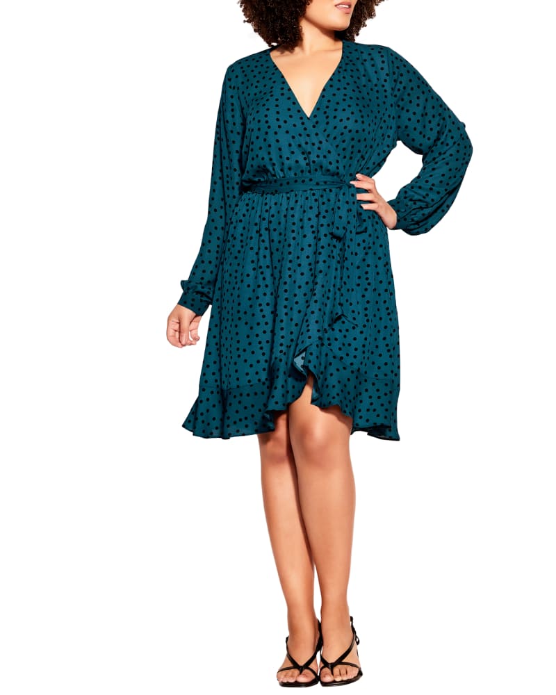 Front of a model wearing a size XS Amber Spot Dress in Teal / Black by City Chic. | dia_product_style_image_id:233470